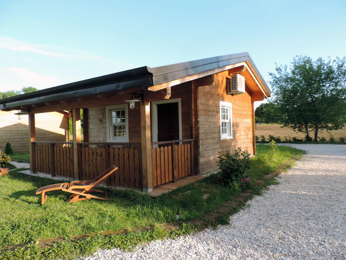 Evolution Camp 호텔 SantʼIppolito 외부 사진